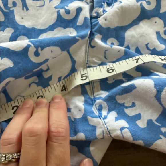 Lilly Pulitzer elephant Callahan shorts - Picture 10 of 10
